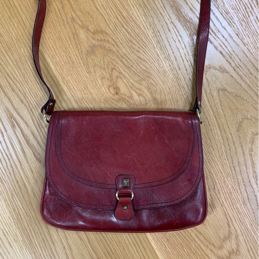 Yorn leather shoulder bag